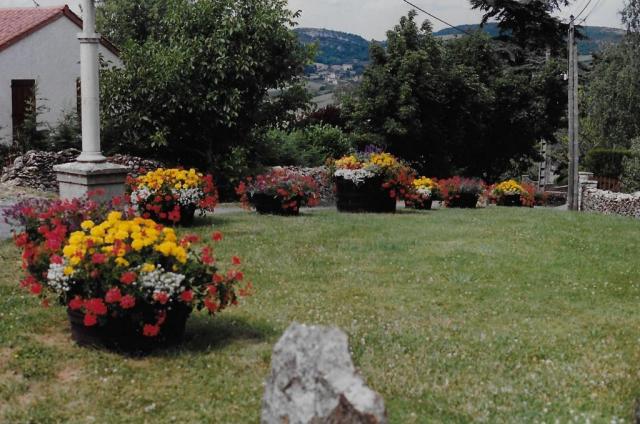 Photo des espaces floraux de la commune de Milly Lamartine